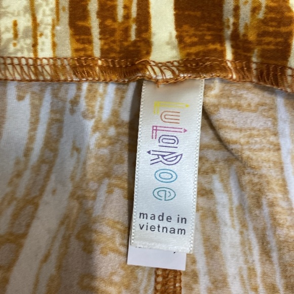 LulaRoe Amber Brown Brush Stroke Print Butter Soft Tall & Curvy Leggings - Picture 5 of 6